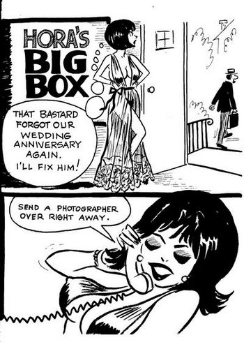 Four Very Bored Housewives 14 - Hora's Big Box
